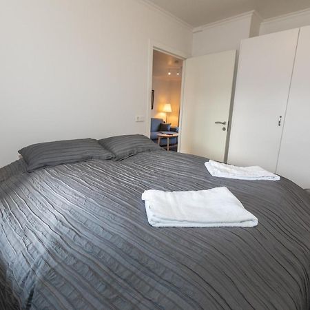 Central Apartment With Two Bedrooms And Balcony- Strandgata 9 Akureyri Extérieur photo